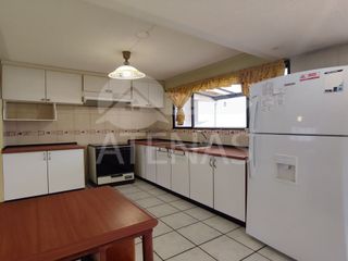 Foto 6 de CASA EN RENTA, RACAR PLAZA - MUTUALISTA AZUAY