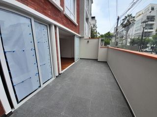 Foto 4 de Venta Departamento 1er piso San Isidro