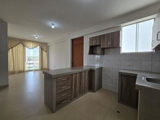 VENDO DEPARTAMENTO DE OCASIÓN 3ER PISO URB AVIFAP EN PIURA