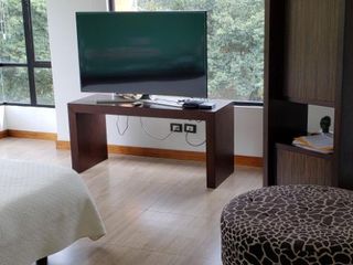 Quito Tenis departamento venta, 179 m2, 3 dormitorios, piso alto con ascensor, edificio muy nuevo, listo para pasarse