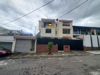 Departamento Dúplex Independiente en Venta Centro Norte de Quito, Calle Mariano Egas