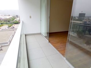 Foto 5 de VENTA DE AMPLIO  DEPARTAMENTO EN CONDOMINIO EN LA MOLINA