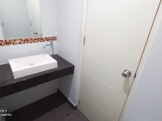 Foto 12 de VENTA DE AMPLIO  DEPARTAMENTO EN CONDOMINIO EN LA MOLINA