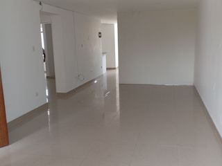 Foto 1 de SE VENDE EDIFICIO DE 4 PISOS, 1 DEPA POR PISO, 95 M2 CADA DEPA, 3 COCHERAS, FRENTE A PARQUE