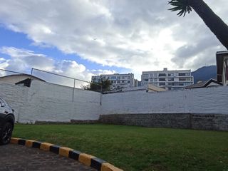 CASA EN VENTA, QUITO TENIS, $210000