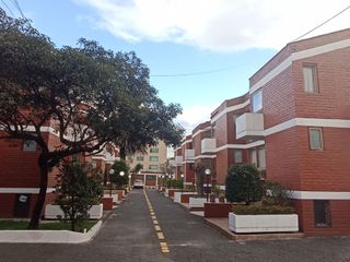 CASA EN VENTA, QUITO TENIS, $210000