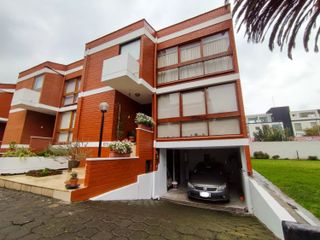 CASA EN VENTA, QUITO TENIS, $210000