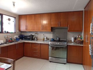 CASA EN VENTA, QUITO TENIS, $210000