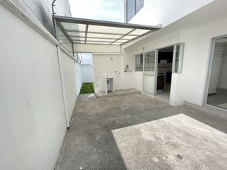 Foto 11 de ELEGANTE Y MODERNA CASA