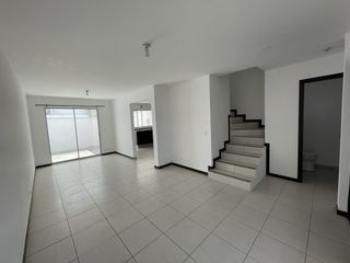 Foto 3 de ELEGANTE Y MODERNA CASA