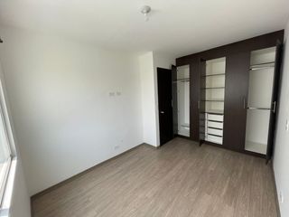 Foto 18 de ELEGANTE Y MODERNA CASA