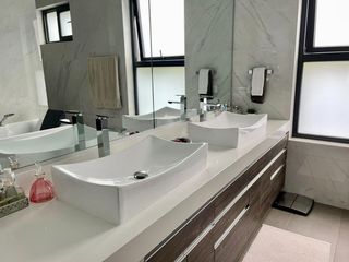 Foto 13 de Venta impresionante residencia, a todo lujo. Casuarinas, Surco. la mejor zona de Surco. PARECE ESTRENO