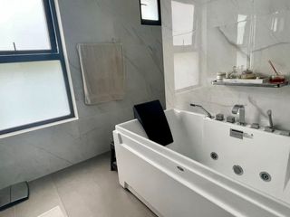 Foto 8 de Venta impresionante residencia, a todo lujo. Casuarinas, Surco. la mejor zona de Surco. PARECE ESTRENO