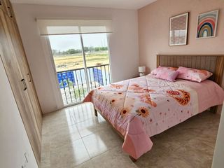 Foto 22 de Venta de Casa por Estrenar en la Urb. Casa Laguna, etapa Paradisa cerca del C.C Riocentro El Dorado.