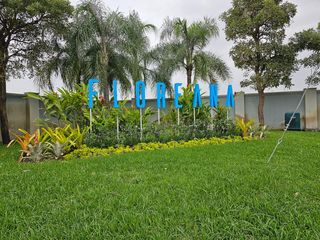 Foto 3 de Venta de Casa por Estrenar en la Urb. Casa Laguna, etapa Paradisa cerca del C.C Riocentro El Dorado.