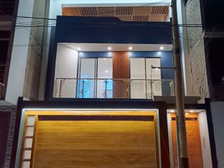VENDO HERMOSA CASA DE ESTRENO CON EXCELENTES ACABADOS EN SAN ISIDRO