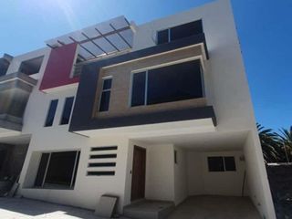 Venta de Expectacular casa con 240 mts2 de construccion en el Sector de Patamarca