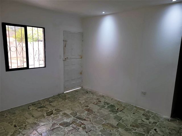Departamento de alquiler en Miraflores, Planta Baja, 2 dormitorios.