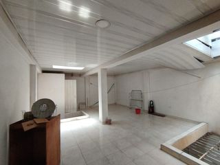 Foto 7 de Vendo en el barrio troncal Casa Bodega