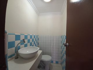 Foto 5 de Casa rentera en venta en Cdla. Alborada 1era etapa, Norte de Guayaquil