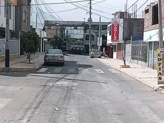 Foto 10 de Se Vende Casa con Terreno de 172 m² a Una Cuadra de La Av 53 EL EDEN CERRO COLORADO