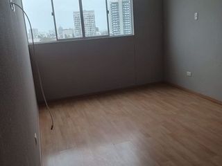 OCASION !!! VENDO ACOGEDOR DPTO. 2DOR COCHERA Y DEPOSITO ALT. SUCRE PUEBLO LIBRE