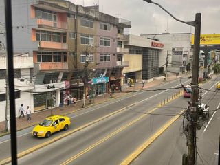 Foto 9 de rento oficina frente a la av. Quito de 90 m2 segundo piso