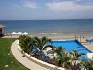Foto 9 de VENDO EXCELENTE HOTEL EN MANCORA , NORTE DE LIMA PIURA,PERU