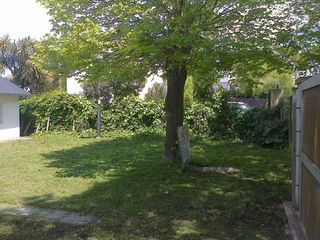 Foto 2 de VENDO CHALET EN  EL GROSELLAR -MAR DEL PLATA