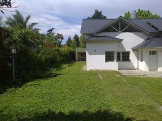 Foto 3 de VENDO CHALET EN  EL GROSELLAR -MAR DEL PLATA