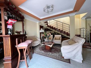 Casa rentera en venta en Loja