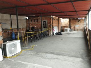 Local comercial de 150m2 cuenta actualmente con contrato de arrendamiento comercial