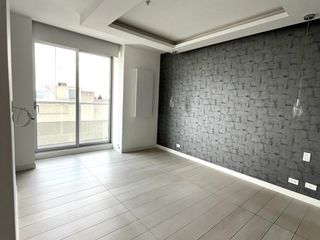 Foto 9 de ARRIENDO SUITE  EDIFICIO YOO QUITO