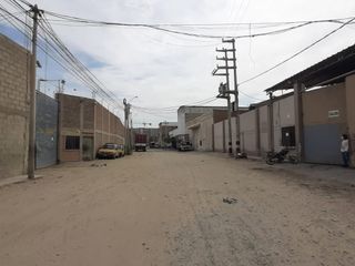 Foto 22 de SE VENDE LOCAL COMERCIAL EN ZONA INDUSTRIAL PIURA 2185.50 M2