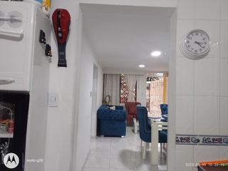 Foto 5 de VENDO APARTAMENTO EDIFICIO TORRES DE SALOMIA