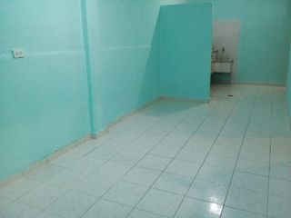 VENDO CASA 3 PLANTAS INDEPENDIENTES CON APARTAMENTOS, EL  TRONCAL CALI