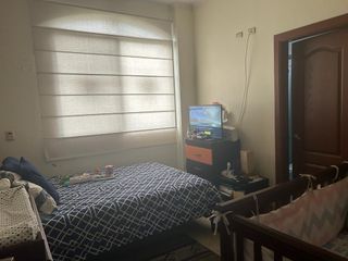 Foto 8 de VENTA DE CASA MUY AMPLIA EN VÍA A SAMBORONDÓN