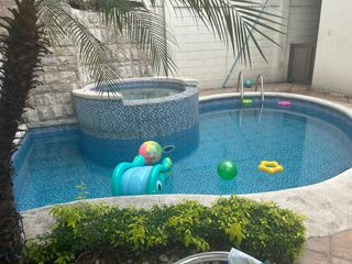 Foto 27 de VENTA DE CASA MUY AMPLIA EN VÍA A SAMBORONDÓN