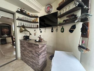 Foto 29 de VENTA DE CASA MUY AMPLIA EN VÍA A SAMBORONDÓN