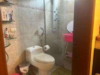Foto 6 de VENTA DE CASA MUY AMPLIA EN VÍA A SAMBORONDÓN