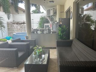 Foto 17 de VENTA DE CASA MUY AMPLIA EN VÍA A SAMBORONDÓN