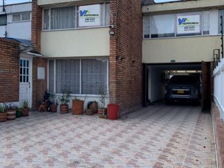 Foto 2 de Casa en Venta, Pontevedra, Bogotá D.C.