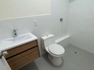 Vendo Flat - Edificio C/areas Comunes - 41 m² - Santa Catalina, La Victoria