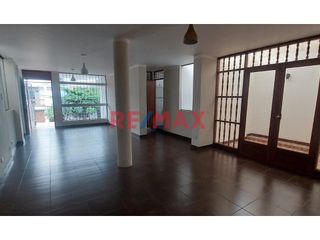 Foto 3 de Oferta Departamento 140 M2 2Do Piso Urb Quintanas + Aires 3Er Nivel ID 1079322