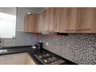 Foto 1 de Oferta Departamento 140 M2 2Do Piso Urb Quintanas + Aires 3Er Nivel ID 1079322