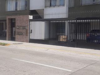 LOS CIPRECES -  VENDO DEPARTAMENTO EN PRIMER PISO
