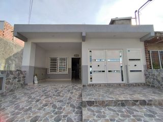 Venta de Hermosa Casa en Urbanización los Anturios, Jamundí-Valle