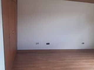 Foto 28 de SE VENDE EXCELENTE CASA CERCA ESCUELA MILITAR JOSE MARIA CORDOBA