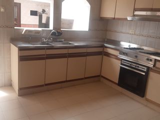 Foto 12 de SE VENDE EXCELENTE CASA CERCA ESCUELA MILITAR JOSE MARIA CORDOBA