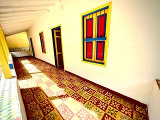 Arriendo casa en Santa Elena Medellin